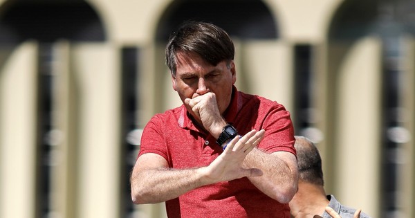 Bolsonaro, un presidente provocador y sin máscara