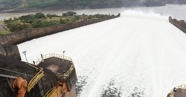 Analizan volver a abrir compuertas de binacionales