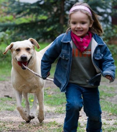 Mascotas y niños: los beneficios de tener un perro en casa desde chicos - Mascotas - ABC Color