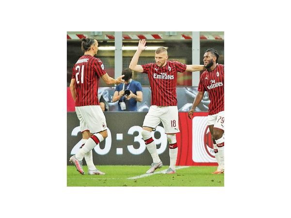 Milan  se lo da vuelta a la Juve y el Calcio sigue vivo
