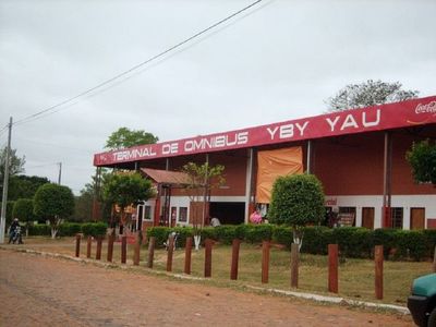 Cierran terminal de ómnibus de Yby Yaú por funcionario con Covid-19