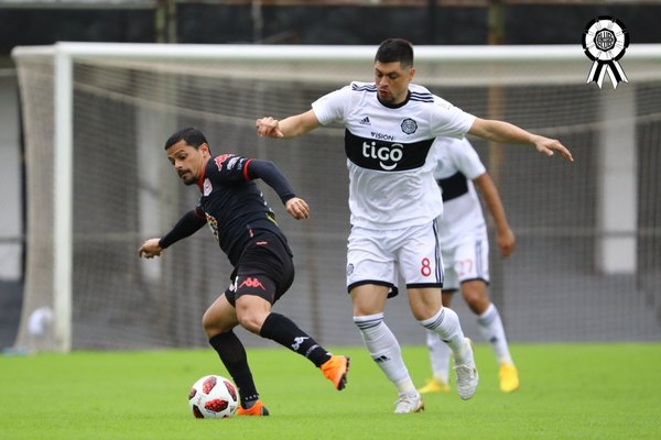 Olimpia cae en su primer amistoso hacia el reinicio