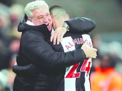 "Almirón es el sueño de cualquier entrenador"