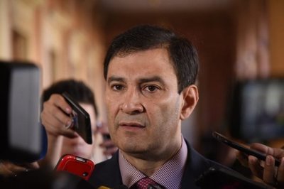 Senador oficialista pide a Abdo cambiar ministros para "dar mensaje" - ADN Paraguayo