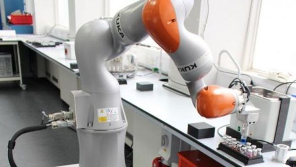 Crean un "robot científico" capaz de realizar experimentos de laboratorio » Ñanduti