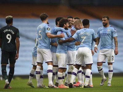 El Newcastle, sin Miguel Almirón, cae goleado por el City