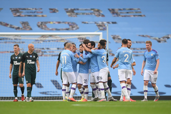 El City aplasta a un Newcastle que no contó con Almirón