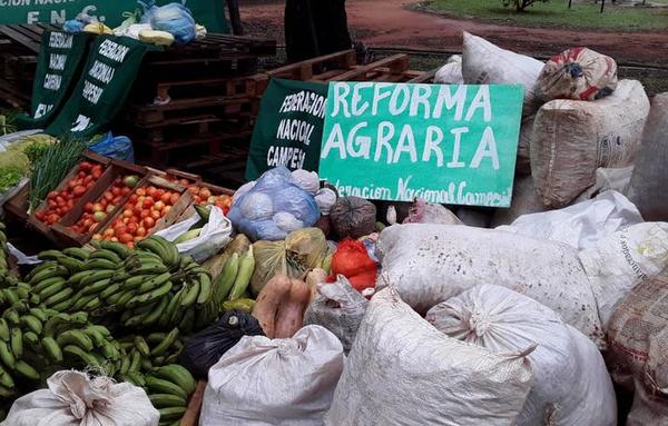 FNC entregó alimentos para colaborar con ollas populares de Asunción