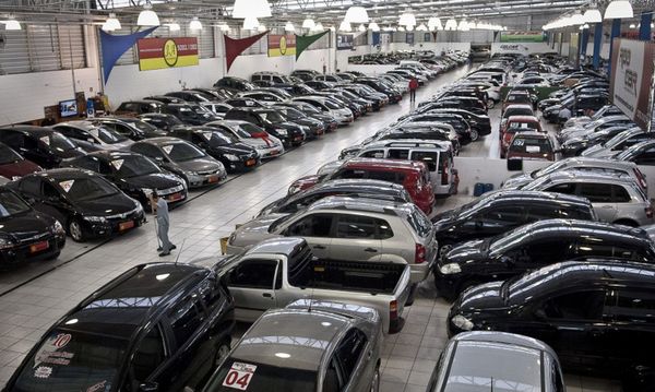 La producción brasileña de vehículos: caída del 50% en el primer semestre