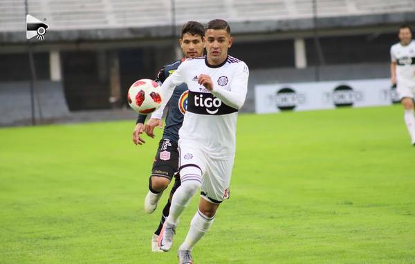 Uno para cada uno: Olimpia y San Lorenzo se repartieron los amistosos