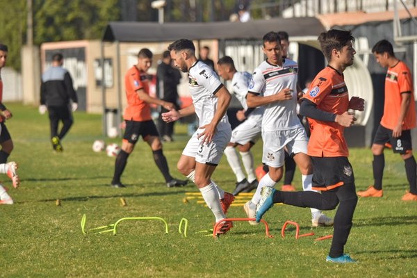 General Díaz se refuerza con un experimentado jugador de la Intermedia