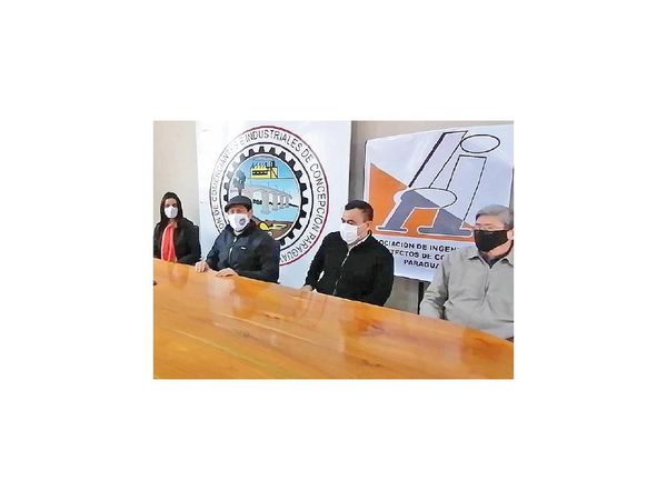 Comerciantes denuncian distribución discriminada de cemento de la INC