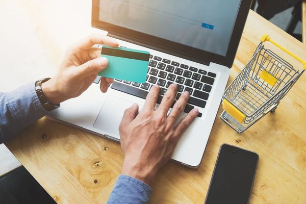 Click to Pay asegura experiencia de pagos en línea seguro, consistente y simple
