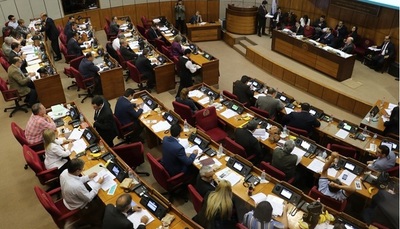 Presentan proyecto de subsidio a instituciones educativas privadas y subvencionadas