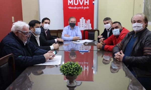 Gobernador anuncia construcción de 300 viviendas para Ciudad del Este – Diario TNPRESS