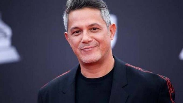 HOY / Alejandro Sanz, embajador de Madrid, recibe "el abrazo y magia" de la ciudad