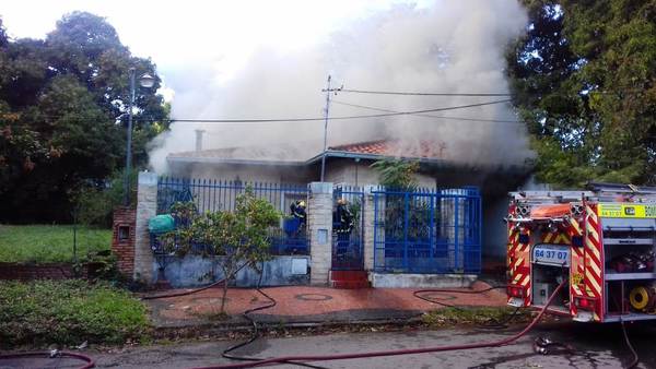 Joven sufre quemaduras de segundo grado durante incendio domiciliario en Luque • Luque Noticias