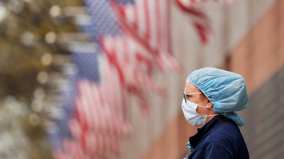 Estados Unidos registra un nuevo récord de 59 mil contagios en 24 horas, mientras Trump presiona por la reapertura de las escuelas