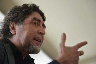 Primera edición en EEUU del libro de poemas de Joaquín Sabina » Ñanduti
