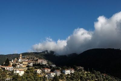 La lucha por el poder y la independencia del diminuto “principado” italiano de Seborga - Viajes - ABC Color