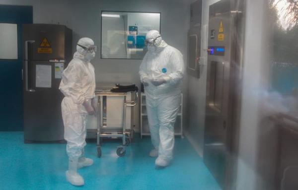 Laboratorio Central dispone de insumos para muestras Covid-19 solo para 15 días más