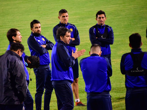 Sportivo Luqueño prepara su equipo y su estadio