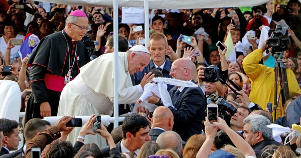 El álbum de la visita de Francisco a Paraguay - OJO Galería