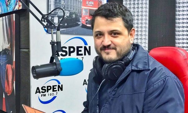 Domaniczky propone un mix entre información y música