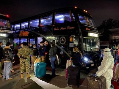 138 connacionales abandonan albergues tras dar negativo al Covid-19