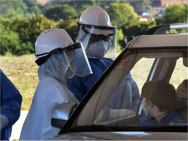 Salud relanza llamados y asegura que hay insumos para test Covid