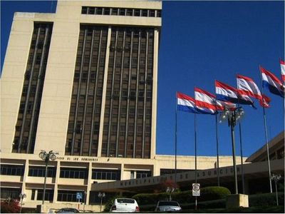 Comuna capitalina suma una nueva demanda y afirma que no debe a TX