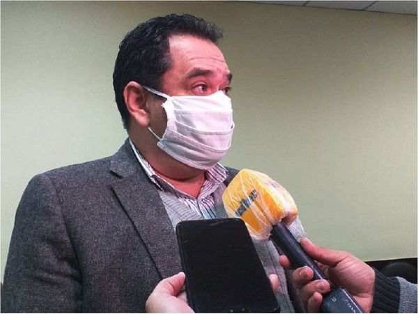 Ex ministro sabrá hoy sentencia en caso vaso de leche