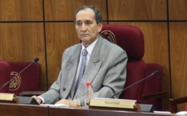 Senador liberal pide a la gente reaccionar ante falta de liderazgo de Abdo - ADN Paraguayo