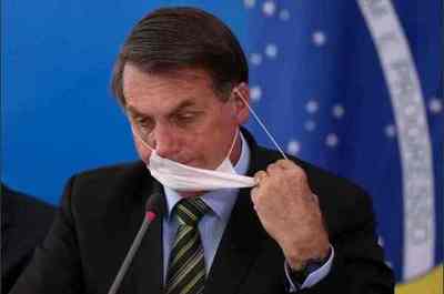 Bolsonaro aviva la polémica tras asegurar que llevar mascarilla es "de gays" - ADN Paraguayo