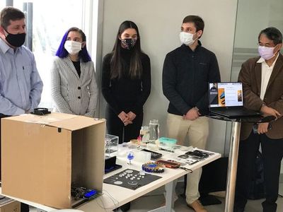Estudiantes de la UPTP muestran desarrollo tecnológico ecofriendly