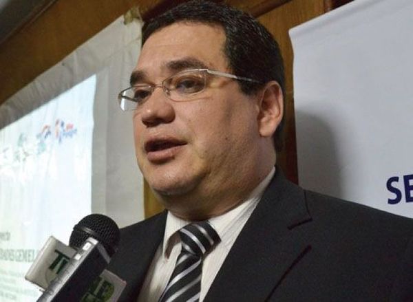 Ex ministro de la Niñez condenado a 4 años de prisión