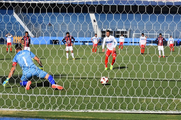 Danilo Santacruz: “Tenemos plantel para pelearle a los punteros”