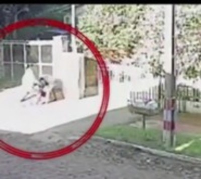 Villa Elisa: Con machetillo intentan asaltar a una pequeña - Paraguay.com