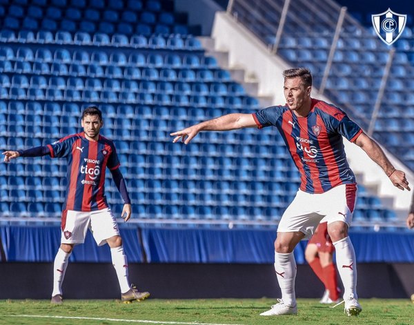 Socios al día de Cerro estarán 'presentes' ante Libertad y habrá premios