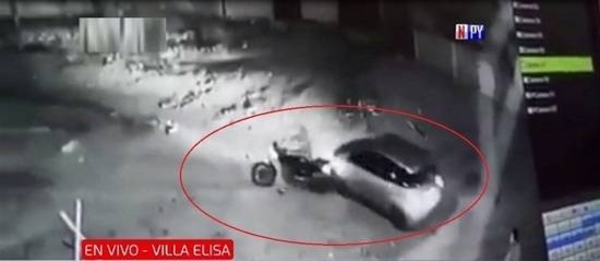 HOY / Mujer sale ilesa de un ataque de motochorros en Villa Elisa