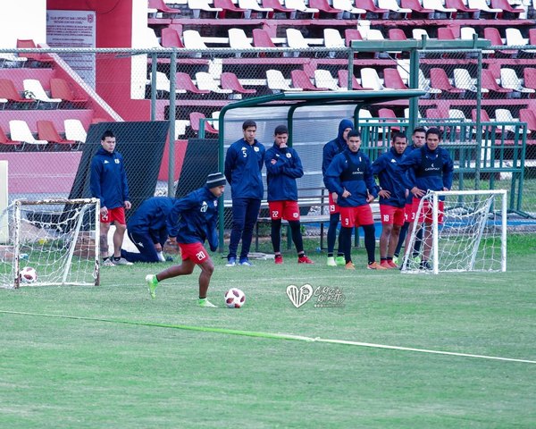 El jugador que vino para reforzar a San Lorenzo, dio positivo al coronavirus