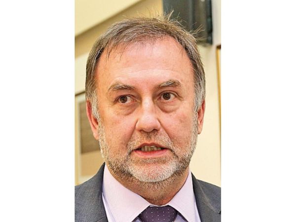 Benigno dice que fondos se acabarían en agosto
