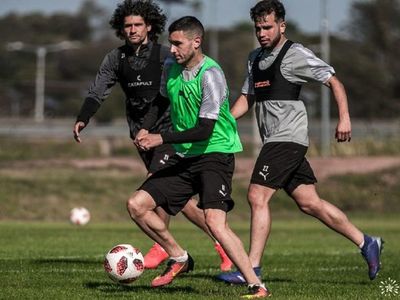 Libertad se prueba en el Leoz vs. River