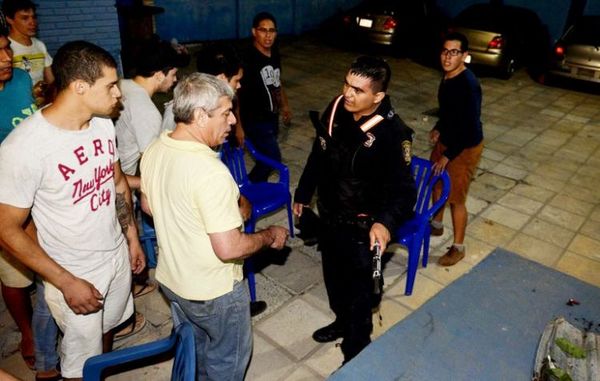 Liberan a policía procesado por ataque a sede del PLRA