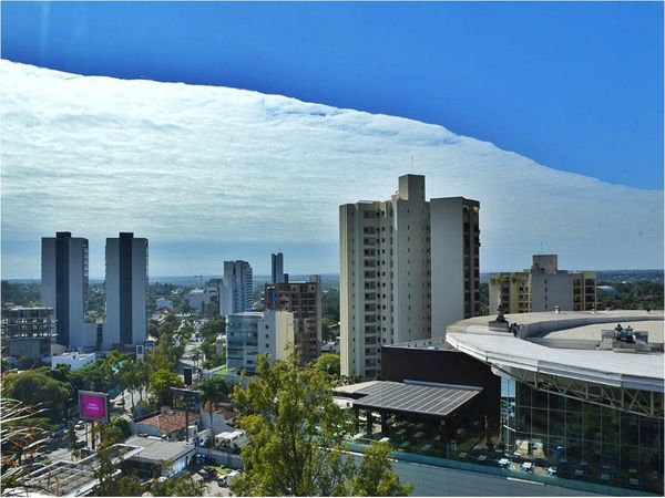 Ambiente cálido y lluvias dispersas para este sábado