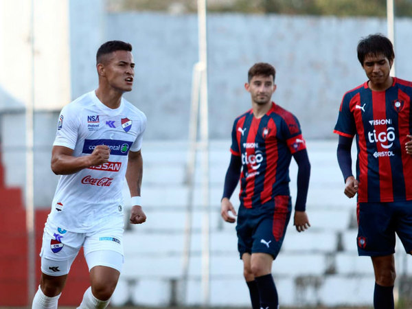 Nacional vence a Cerro Porteño en el Arsenio Erico