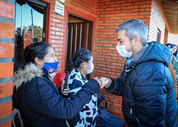 Obras públicas permitirán sostener el empleo, asegura Abdo Benítez