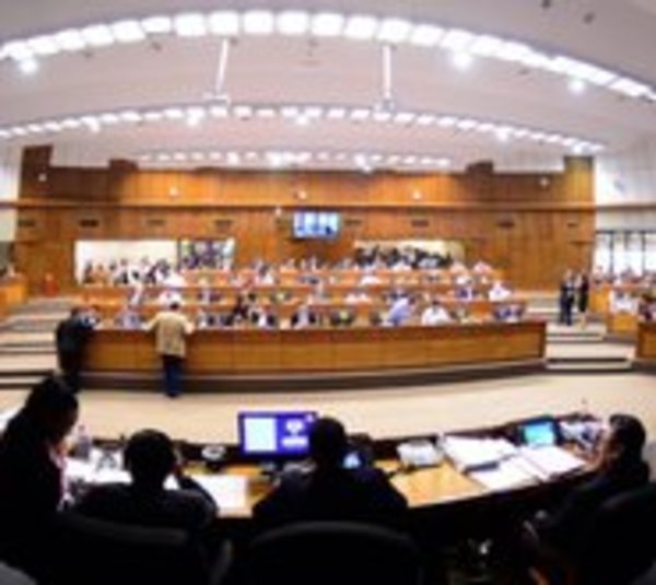 Restringirán paso a personas ajenas a Diputados - Paraguay.com