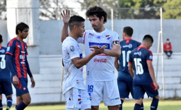 HOY / Nacional supera a Cerro Porteño en un amistoso