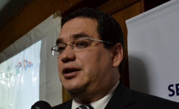 HOY / Caso Orué Rolandi: Sobrefacturaron precios y compraron carne podrida para los niños